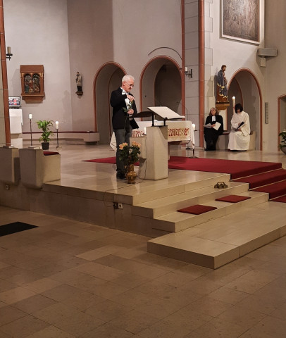 Gedenkgottesdienst Für Die Verstorbenen